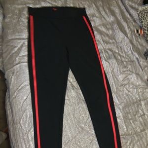 BLACK AND RED STRIPE SPANDEX LEGGINGS